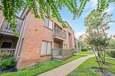 2023 Gentryside Drive #204, Houston, TX 77077 - Photo 7