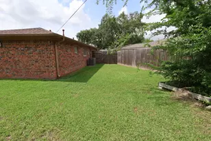 1217 E Brown Ln, Deer Park, TX 77536 - Photo 29