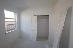 526 Samuel Rdg Dr, Dayton, TX 77535 - Photo 9