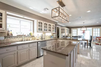 37 Doe Run Drive, The Woodlands, TX 77380 - Photo 7