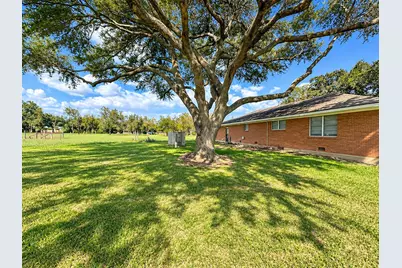 2303 County Road 231, Wharton, TX 77488 - Photo 17