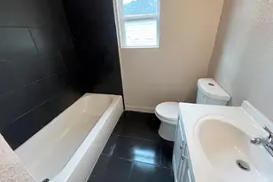 2227 Westway St, Orange, TX 77630 - Photo 11