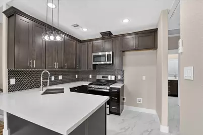 3434 Sunbeam Street #A, Houston, TX 77051 - Photo 9