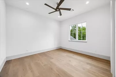 8412 Lofland Drive, Houston, TX 77055 - Photo 29