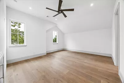 8412 Lofland Drive, Houston, TX 77055 - Photo 31