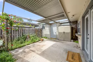 10831 Sandpiper Dr, Houston, TX 77096 - Photo 21