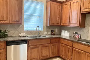 6 Dragon Hill Pl, The Woodlands, TX 77381 - Photo 11