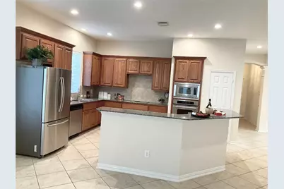 6 Dragon Hill Place, The Woodlands, TX 77381 - Photo 5