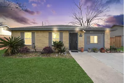 11626 Birch Run Lane, Houston, TX 77067 - Photo 1