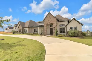 1024 Lake Breeze Dr, Waller, TX 77484 - Photo 1