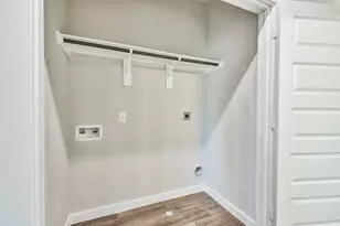 9800 Grosbeak Ln, Magnolia, TX 77354 - Photo 23