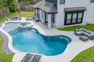 527 Chestnut Reef Ct, Conroe, TX 77304 - Photo 1