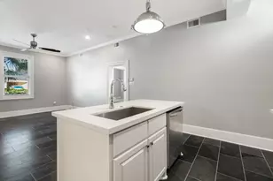 2401 Market St, Galveston, TX 77550 - Photo 13