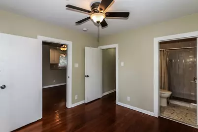 4715 Avenue P 1/2 #rear, Galveston, TX 77551 - Photo 7