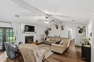 906 Standley Rd, Madisonville, TX 77864 - Photo 9