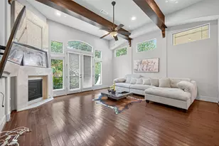 1821 W 24th St, Houston, TX 77008 - Photo 13