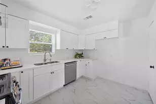 5943 Greenmont Dr, Houston, TX 77092 - Photo 11