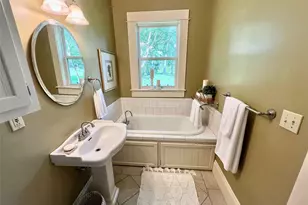 560 Jimmy Phillips Blvd, Angleton, TX 77515 - Photo 23