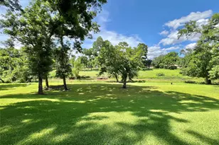 560 Jimmy Phillips Blvd, Angleton, TX 77515 - Photo 37