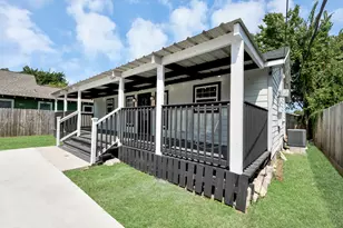 321 Reid St, Houston, TX 77022 - Photo 3