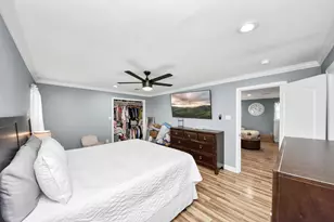 321 Reid St, Houston, TX 77022 - Photo 21
