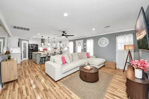 321 Reid St, Houston, TX 77022 - Photo 27