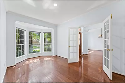 92 W Sandalbranch Circle, The Woodlands, TX 77382 - Photo 15