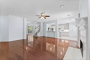 92 W Sandalbranch Cir, The Woodlands, TX 77382 - Photo 11