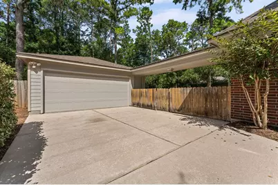 92 W Sandalbranch Circle, The Woodlands, TX 77382 - Photo 29