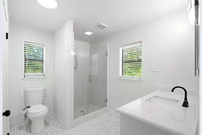 2011 Avenue T, Huntsville, TX 77340 - Photo 21