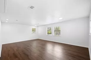 2011 Ave T, Huntsville, TX 77340 - Photo 19