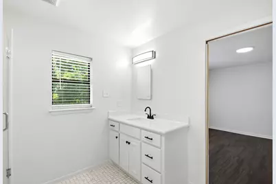 2011 Avenue T, Huntsville, TX 77340 - Photo 23