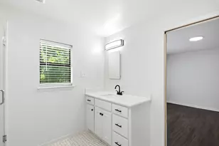 2011 Ave T, Huntsville, TX 77340 - Photo 23
