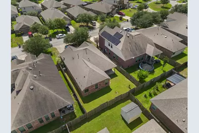 636 Maple Point Drive E, Conroe, TX 77301 - Photo 29