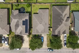 636 Maple Point Dr E, Conroe, TX 77301 - Photo 27
