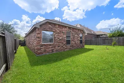 636 Maple Point Drive E, Conroe, TX 77301 - Photo 25