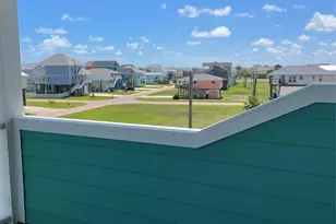 22903 Miramar Dr, Galveston, TX 77554 - Photo 5