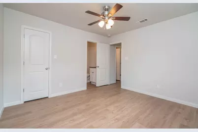 408 Bellmar Lane, Friendswood, TX 77546 - Photo 9