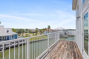 38 Mazatlan Dr, Rockport, TX 78382 - Photo 21