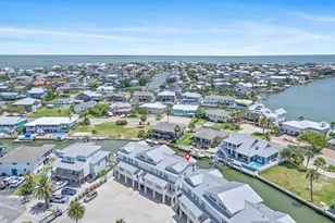 38 Mazatlan Dr, Rockport, TX 78382 - Photo 37