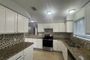 13327 Reads Ct, Houston, TX 77015 - Photo 7