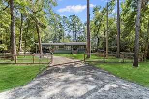 495 Oak Tree Dr, Point Blank, TX 77364 - Photo 1
