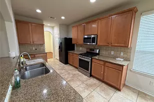 6826 Pheasant Oak Dr, Houston, TX 77083 - Photo 3