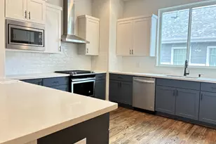 1535 W 24th St, Houston, TX 77008 - Photo 13