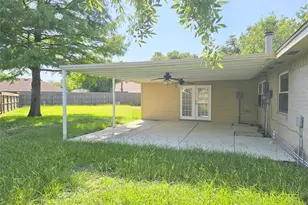 10615 Heatherford Dr, Houston, TX 77041 - Photo 23