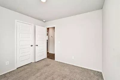 7915 Meadow Cranesbill Lane, Houston, TX 77016 - Photo 17