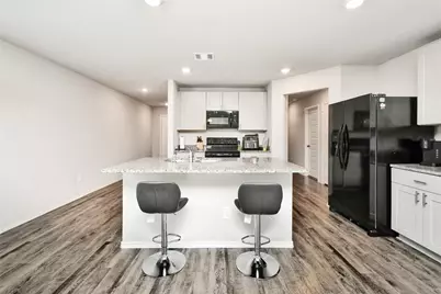 7915 Meadow Cranesbill Lane, Houston, TX 77016 - Photo 7