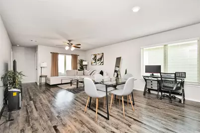 7915 Meadow Cranesbill Lane, Houston, TX 77016 - Photo 9