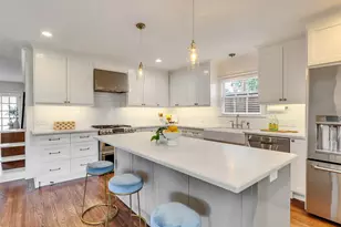 907 Aurora St, Houston, TX 77009 - Photo 11