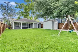 907 Aurora St, Houston, TX 77009 - Photo 23